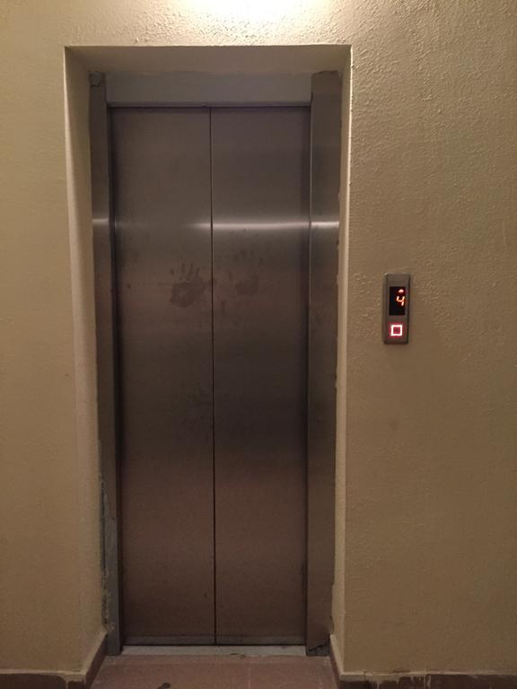 Apartment Vaja Fshavela N16 باتومي الغرفة الصورة